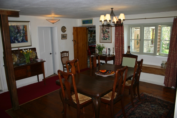 An image of the dinning room